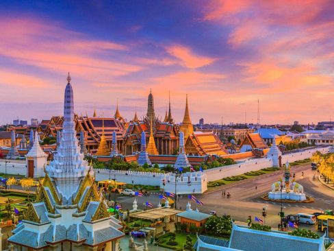 BANGKOK – PATTAYA – DAMNOEN SADUAK – MAEKLONG STATION- BAIYOKE